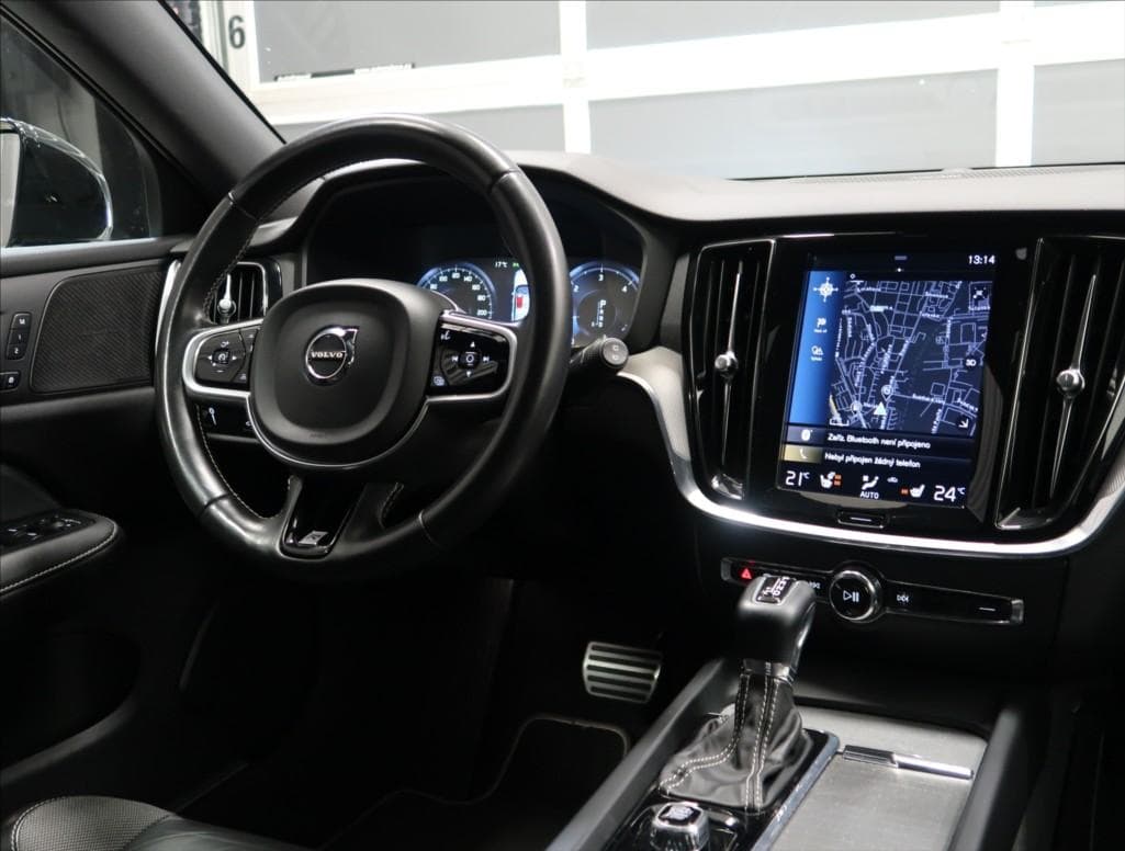 2020 Volvo V60 - 21