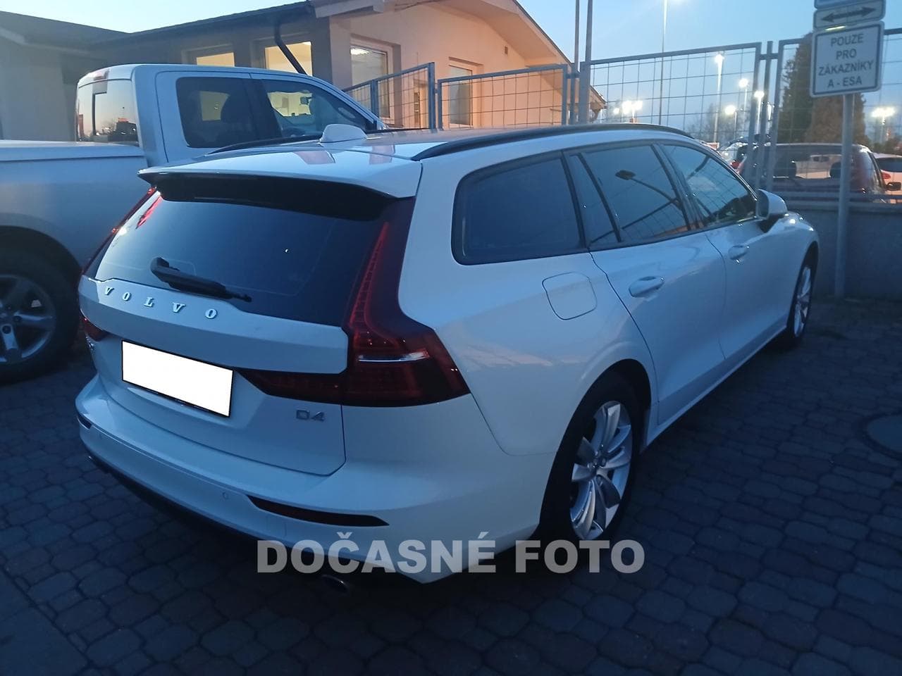 2019 Volvo V60 - 3