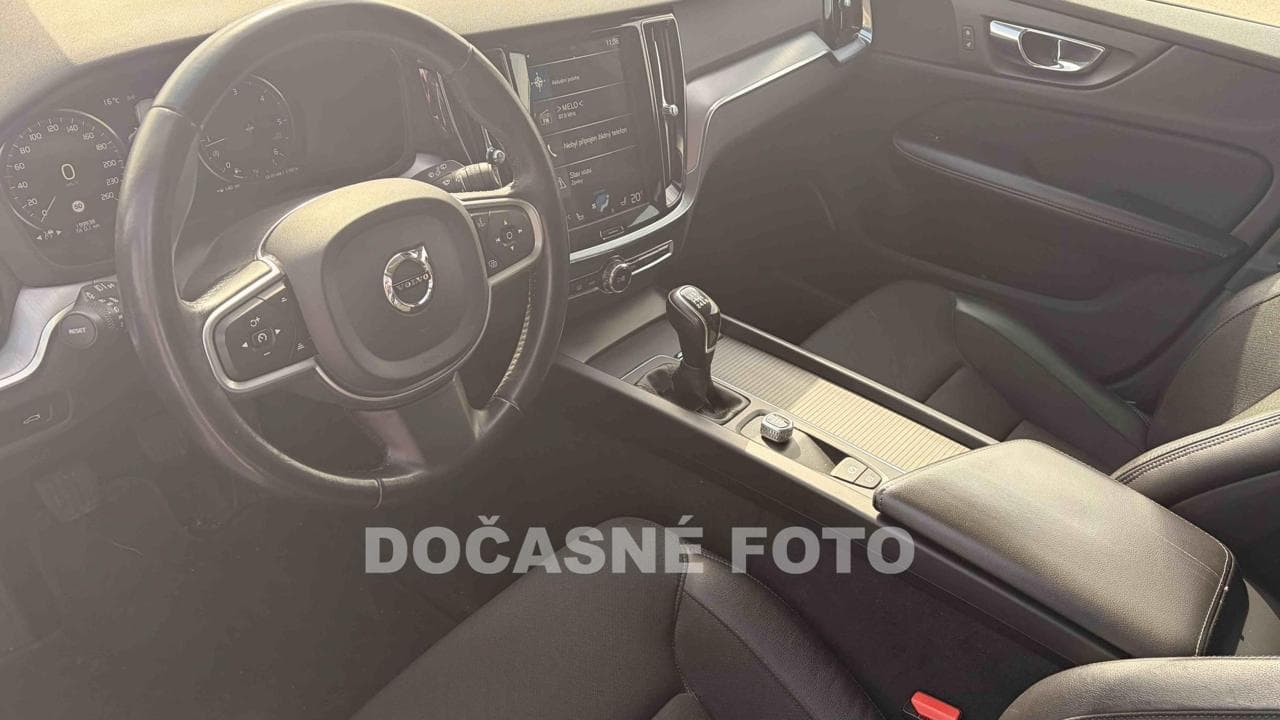 2018 Volvo V60 - 3