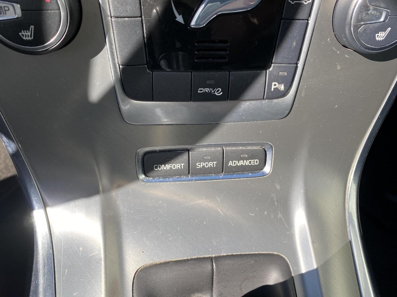 2011 Volvo V70 - 17