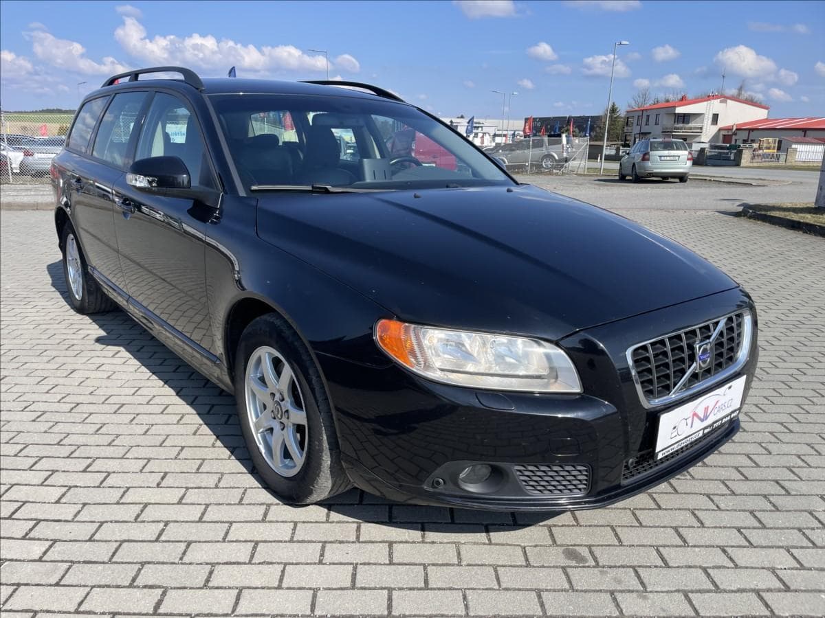 2008 Volvo V70 - 8