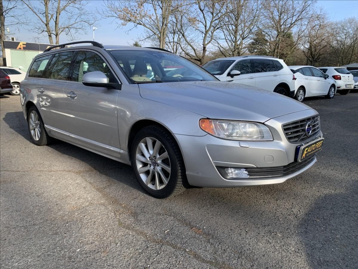 2013 Volvo V70 - 3