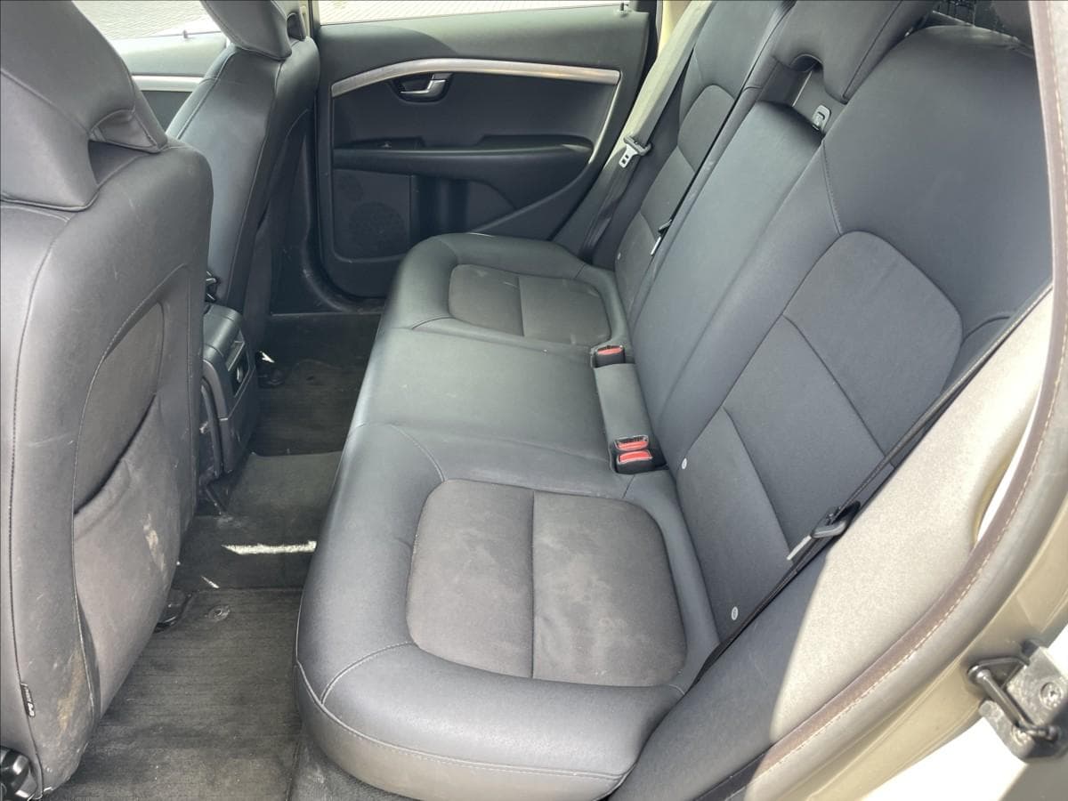 2009 Volvo V70 - 8