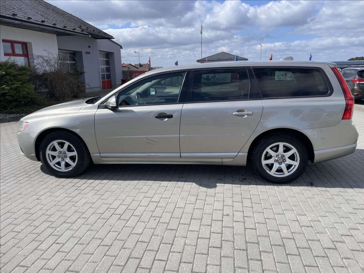 2009 Volvo V70 - 2