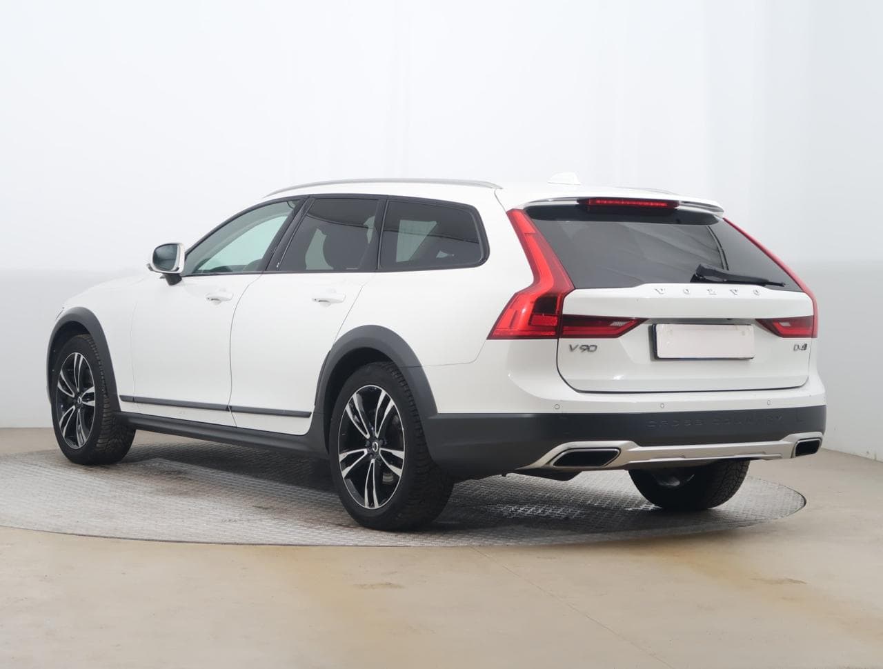 2017 Volvo V90 - 5