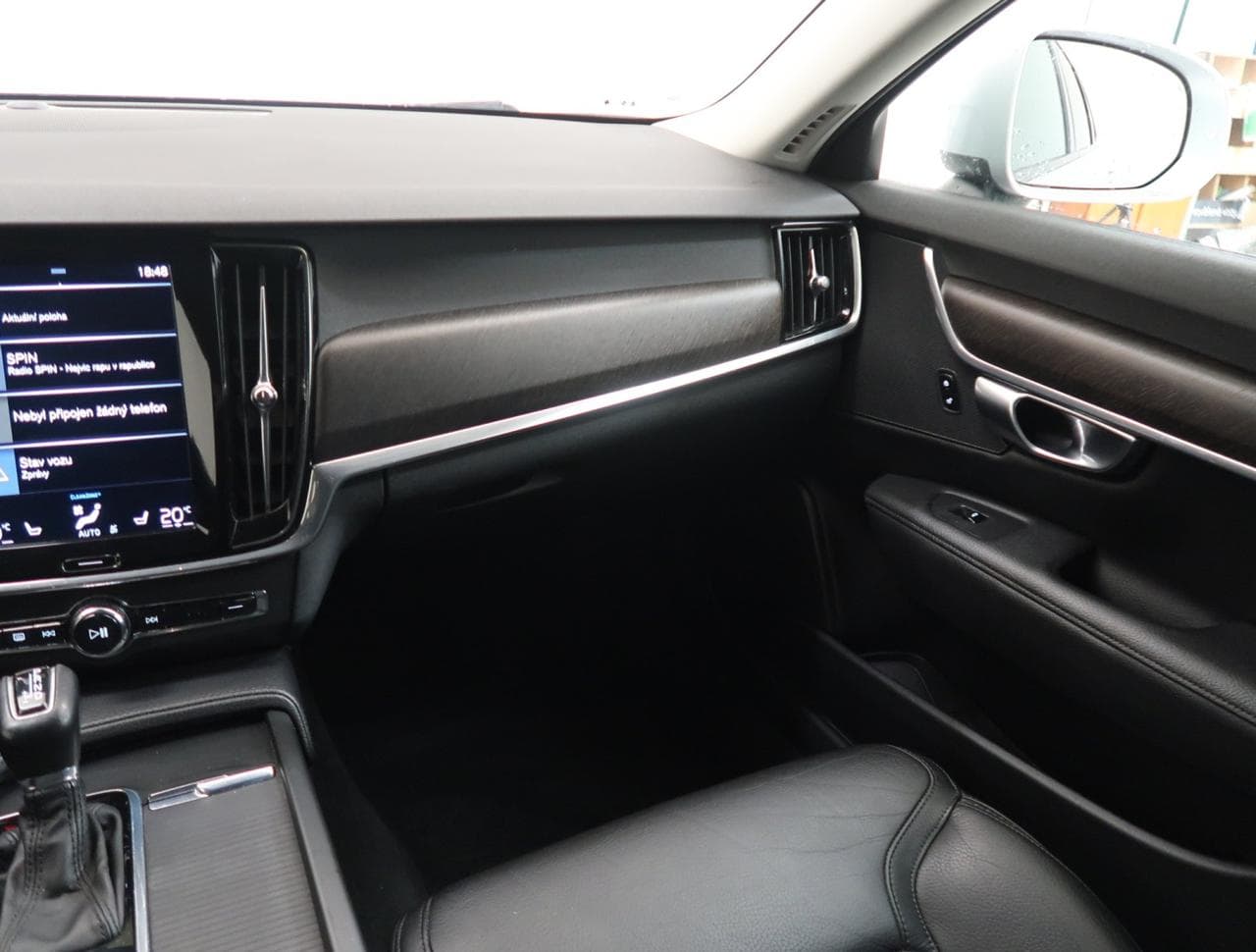 2017 Volvo V90 - 11