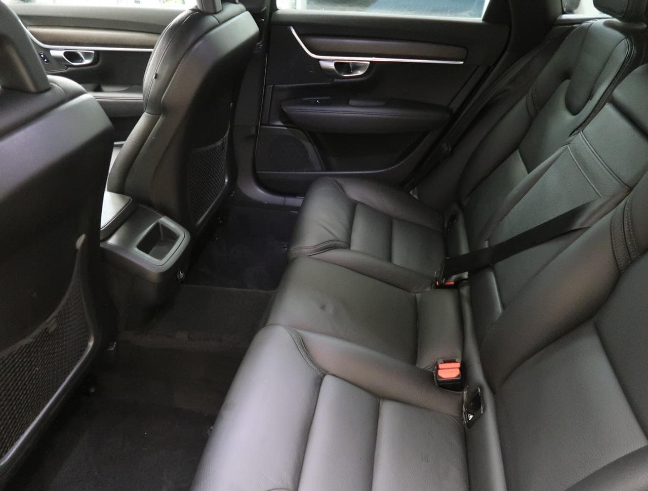 2017 Volvo V90 - 15