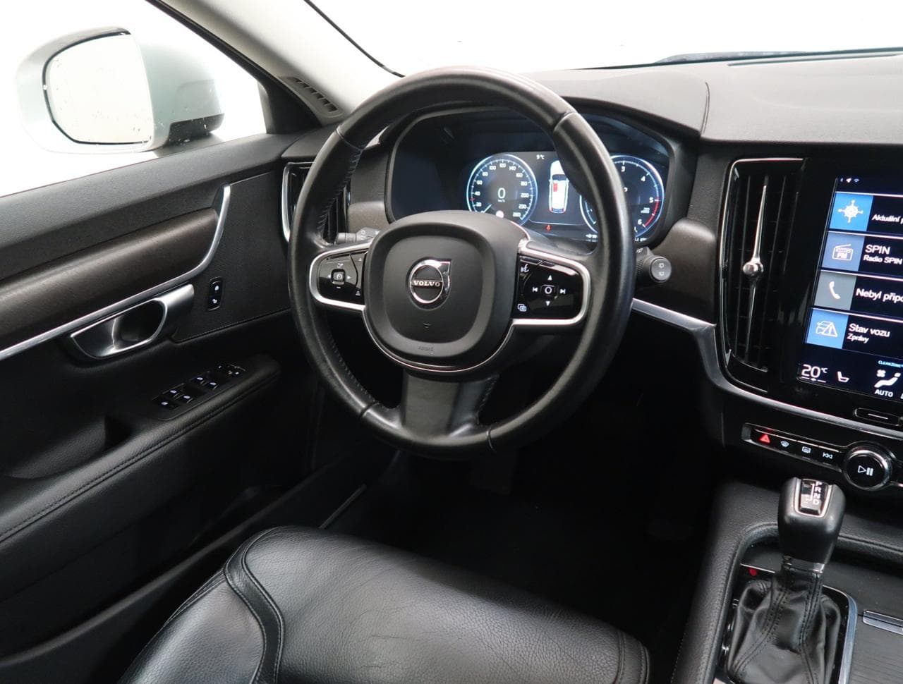 2017 Volvo V90 - 9