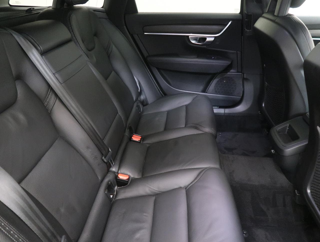 2017 Volvo V90 - 13