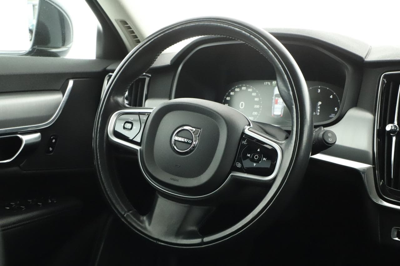 2019 Volvo V90 - 14