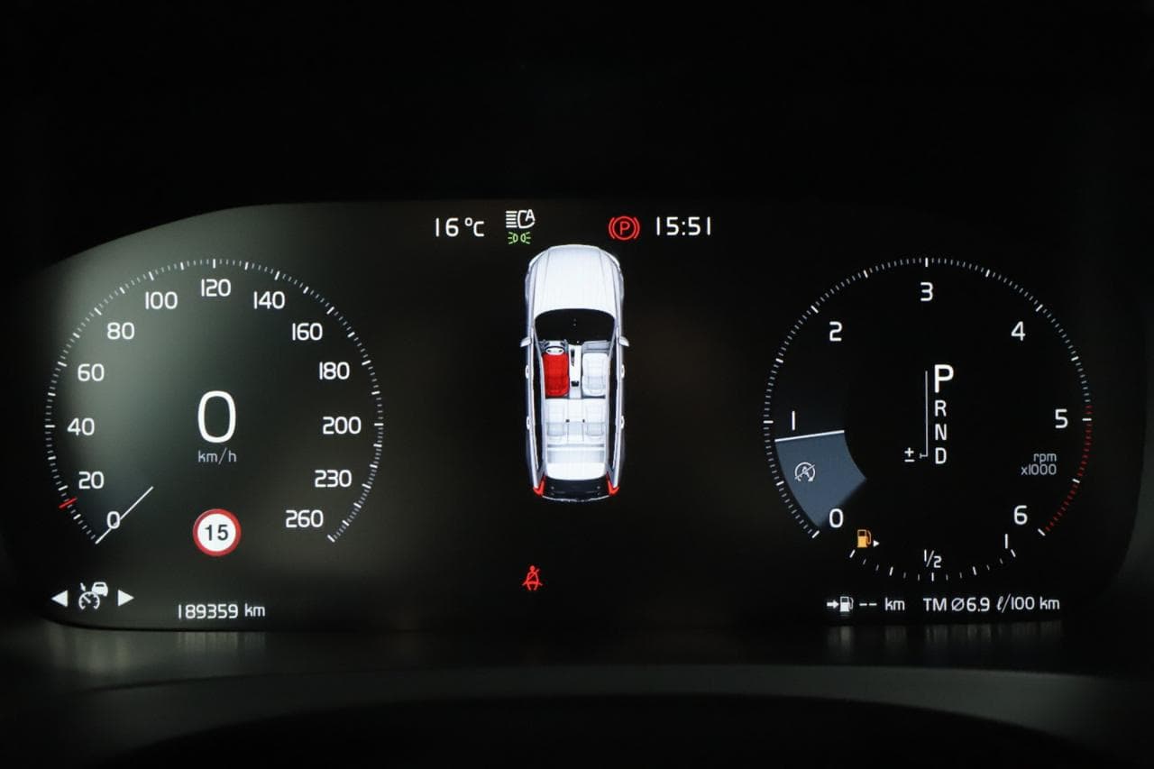 2019 Volvo V90 - 13