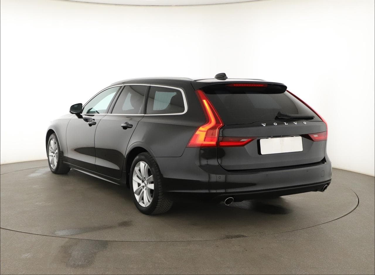 2019 Volvo V90 - 5