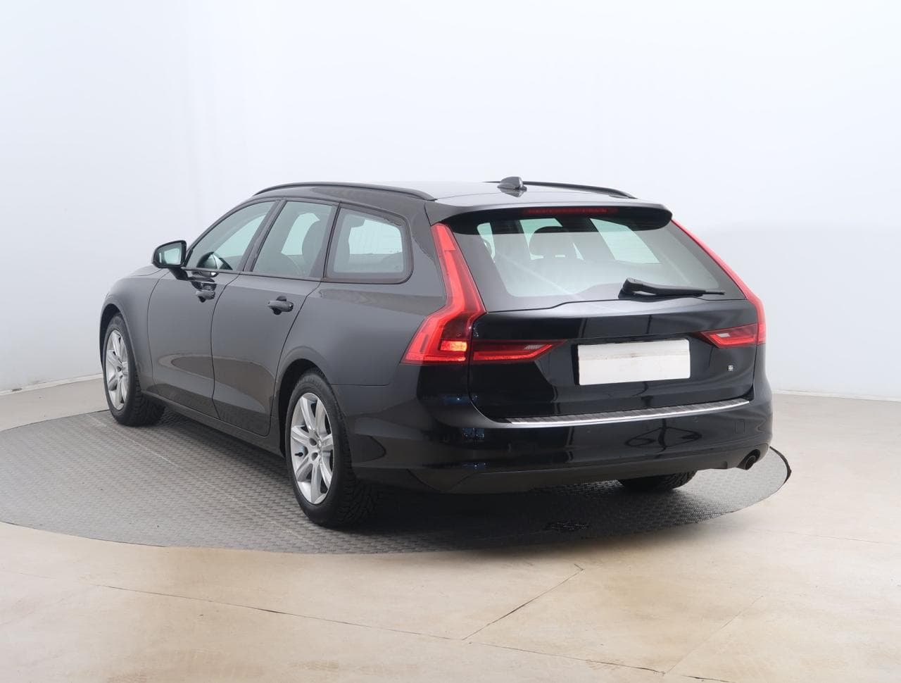 2017 Volvo V90 - 8