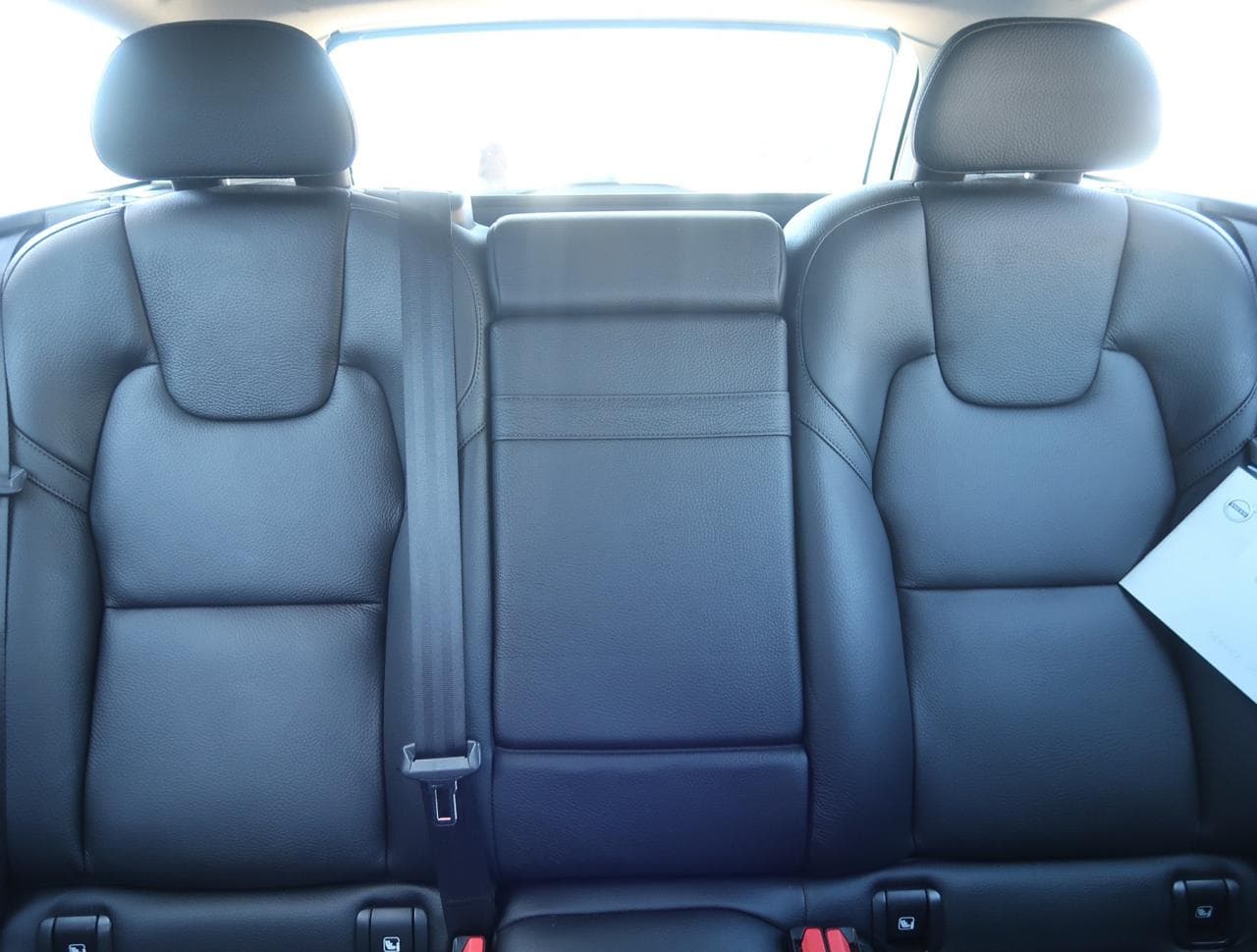 2017 Volvo V90 - 23
