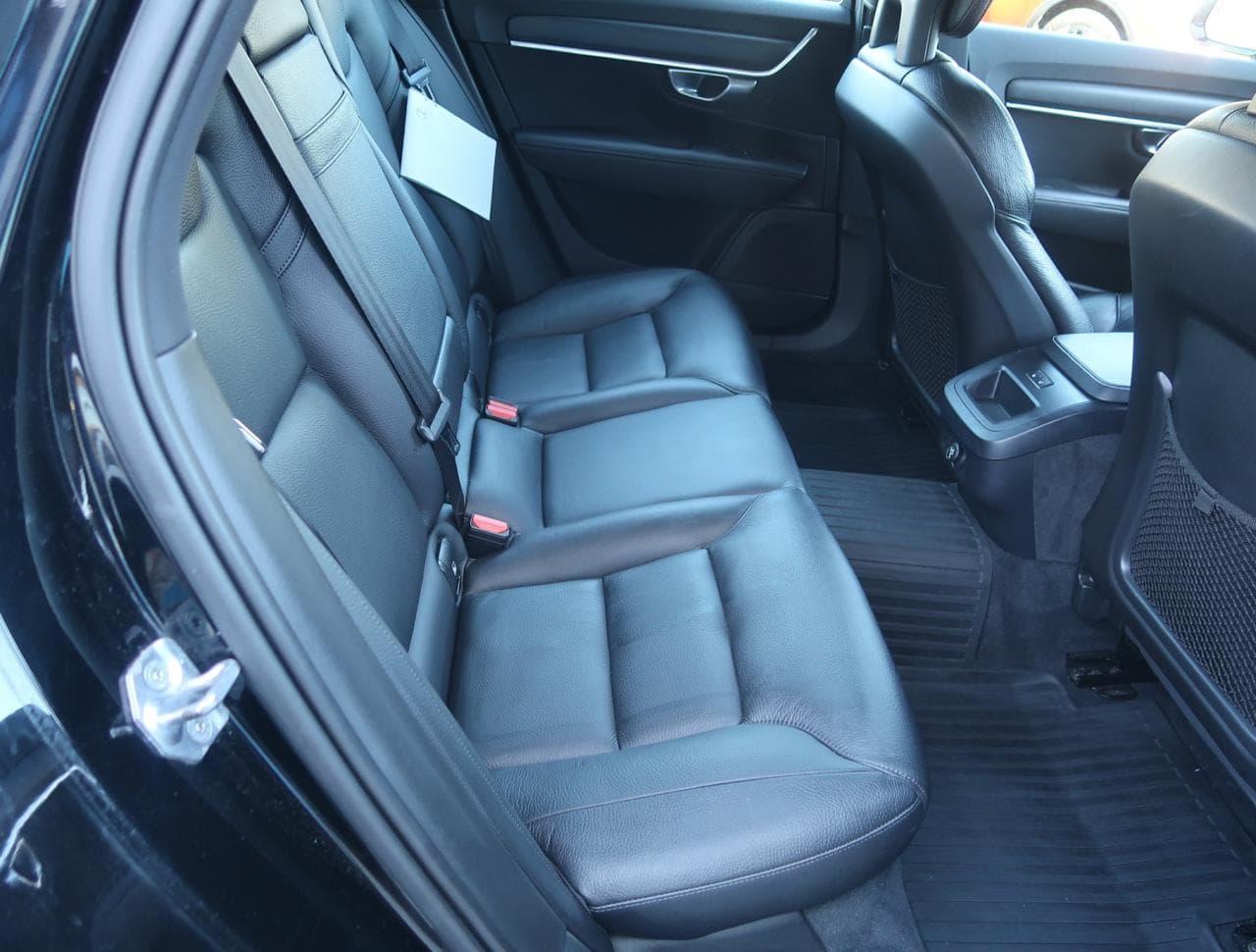 2017 Volvo V90 - 22