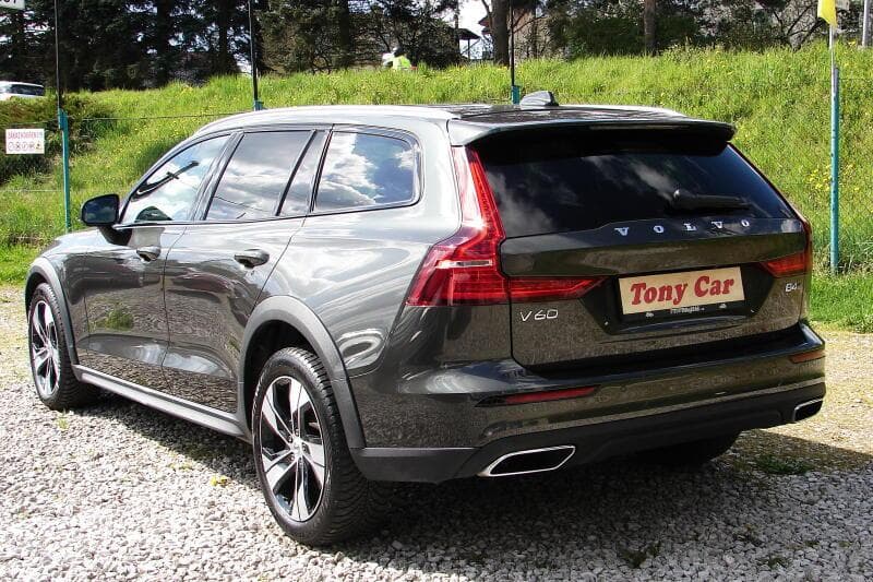 2021 Volvo V60 - 8