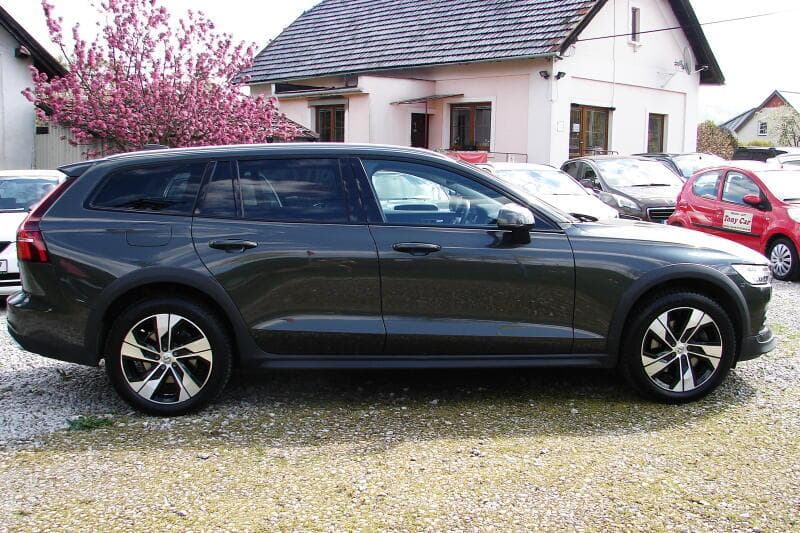 2021 Volvo V60 - 5