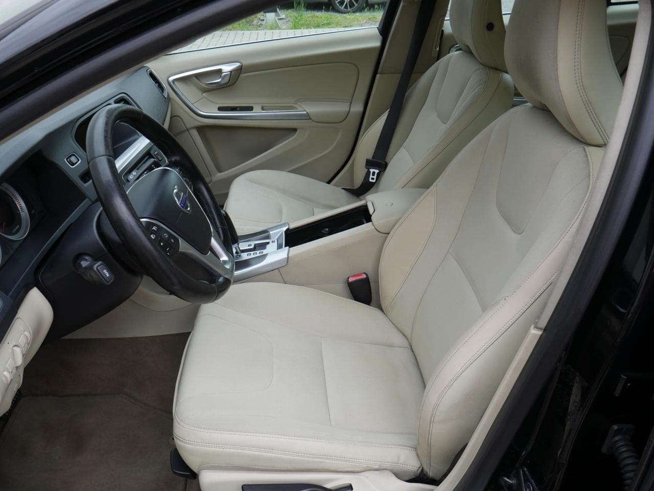 2011 Volvo V60 - 9