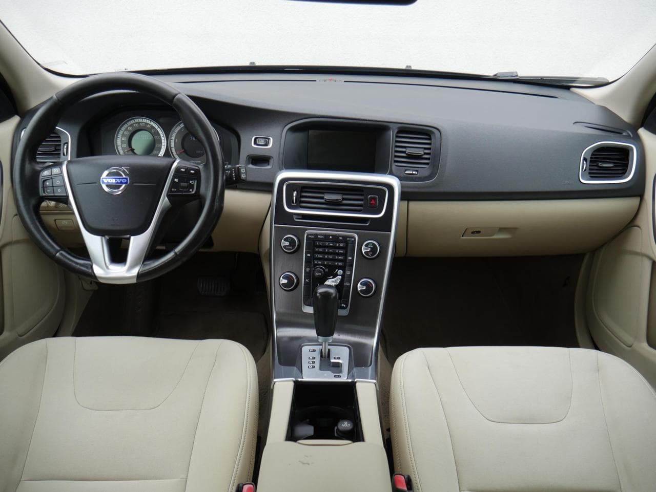 2011 Volvo V60 - 8