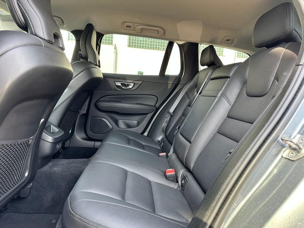 2021 Volvo V60 - 19