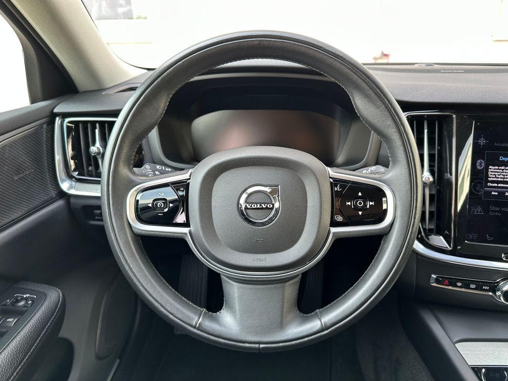 2021 Volvo V60 - 10