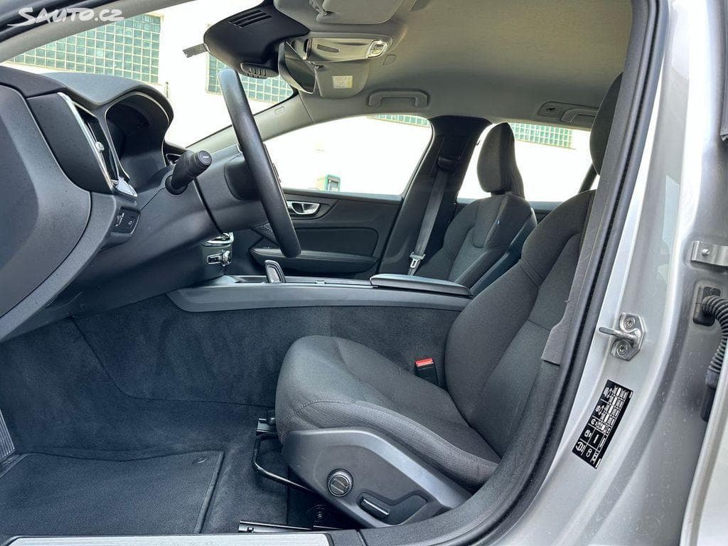 2021 Volvo V60 - 9