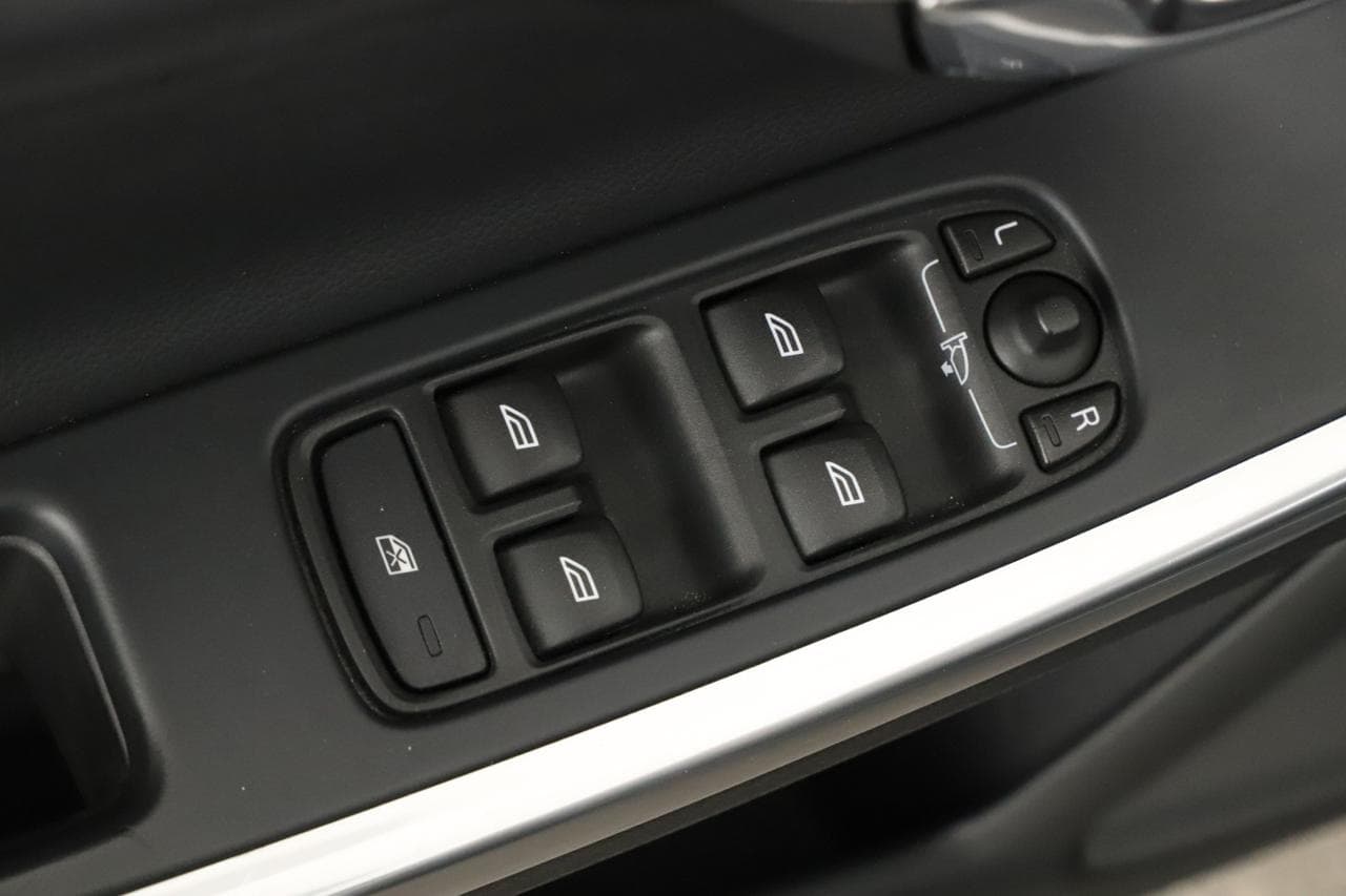 2016 Volvo V60 - 20