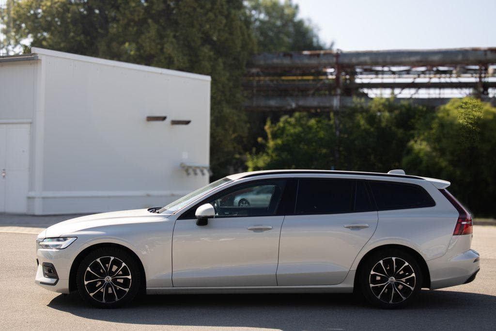 2018 Volvo V60 - 13
