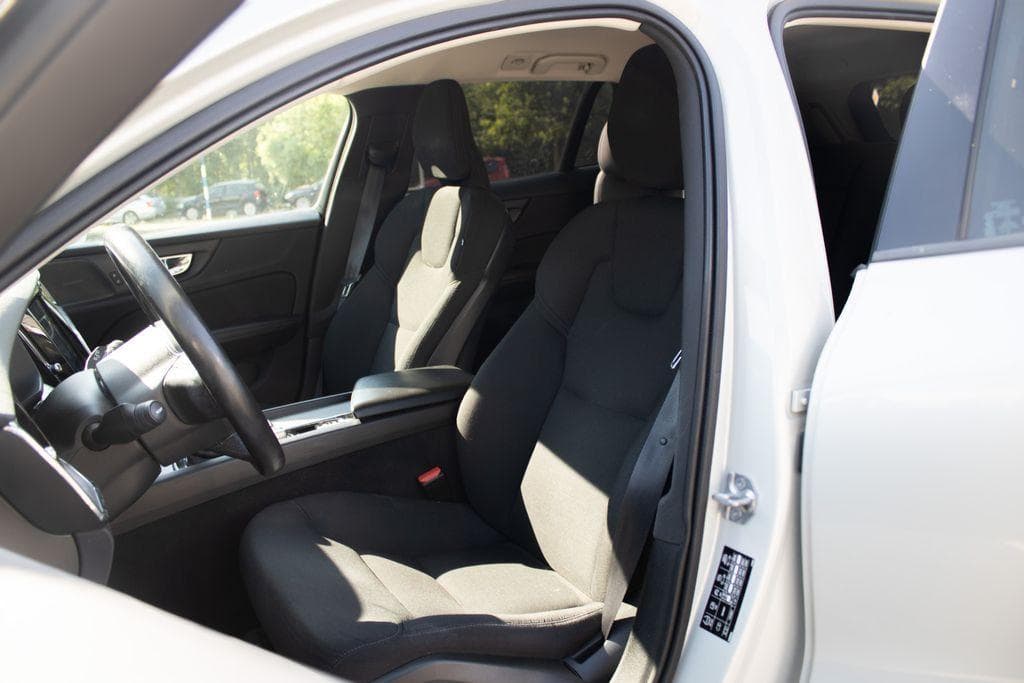 2018 Volvo V60 - 22