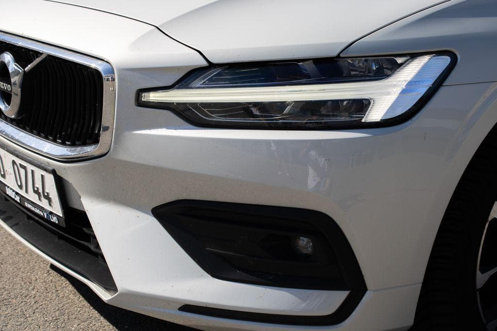 2018 Volvo V60 - 15