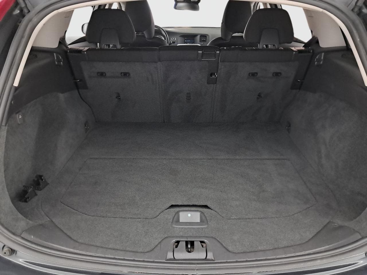 2012 Volvo V60 - 34