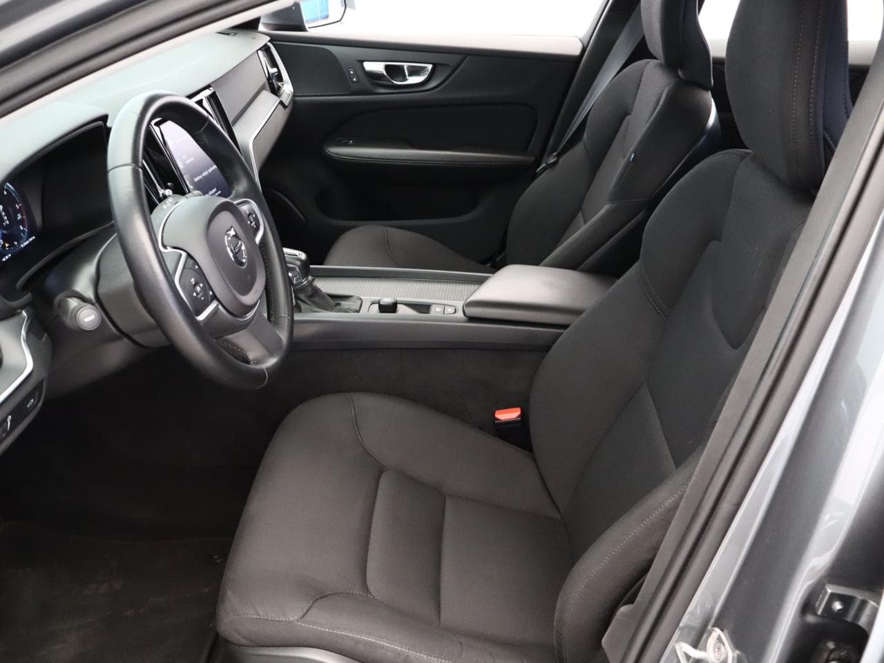 2019 Volvo V60 - 14