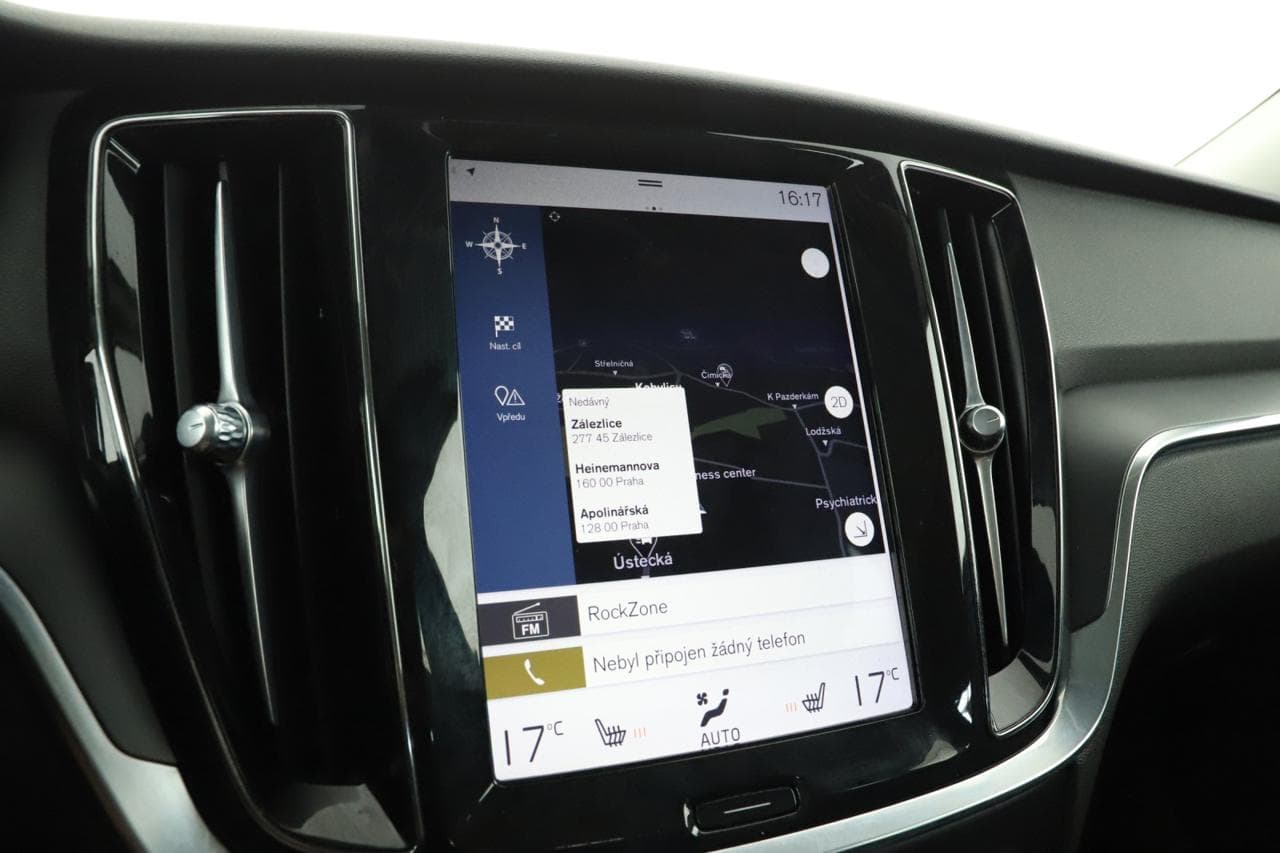2020 Volvo V60 - 19