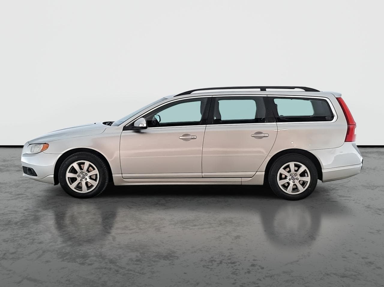 2011 Volvo V70 - 7