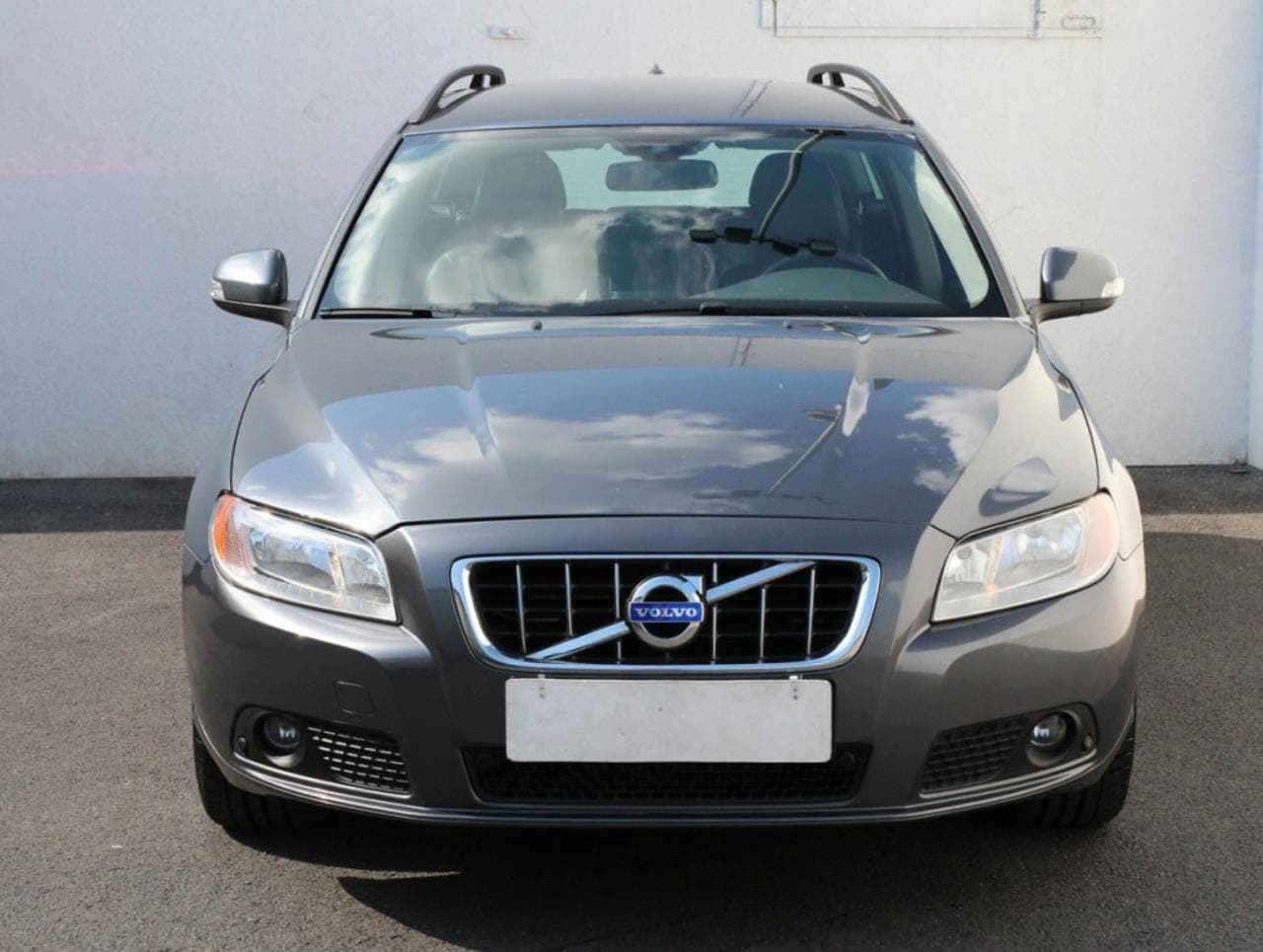 2010 Volvo V70 - 2