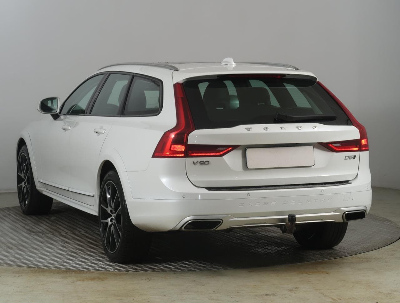 2019 Volvo V90 - 5