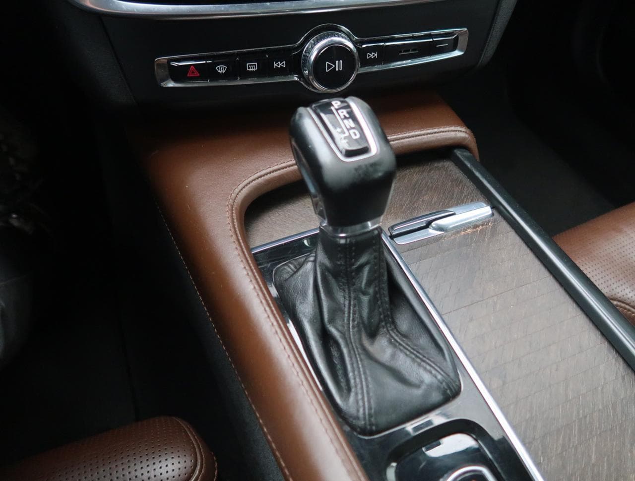 2019 Volvo V90 - 19