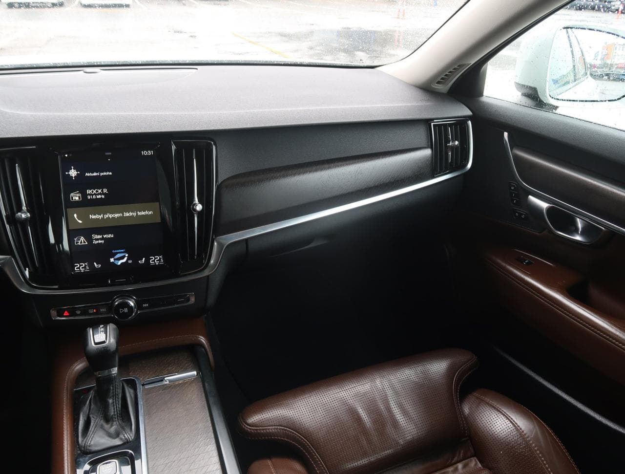 2019 Volvo V90 - 11