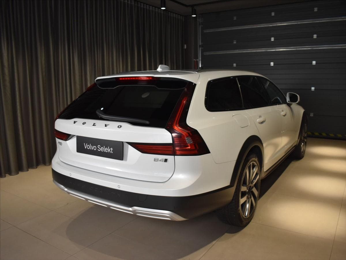2021 Volvo V90 - 4