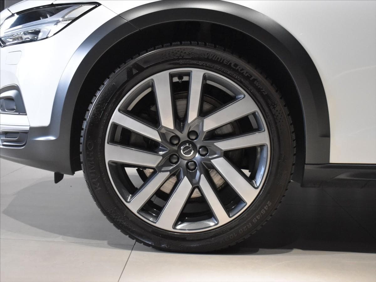 2021 Volvo V90 - 9