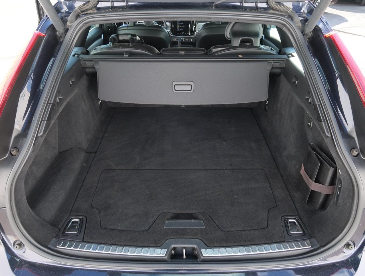 2016 Volvo V90 - 30