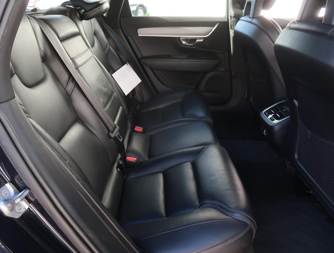 2016 Volvo V90 - 19