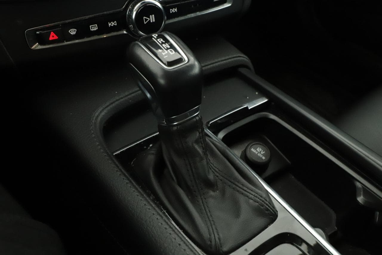 2018 Volvo V90 - 16