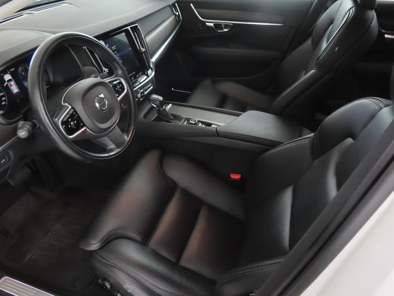 2018 Volvo V90 - 23