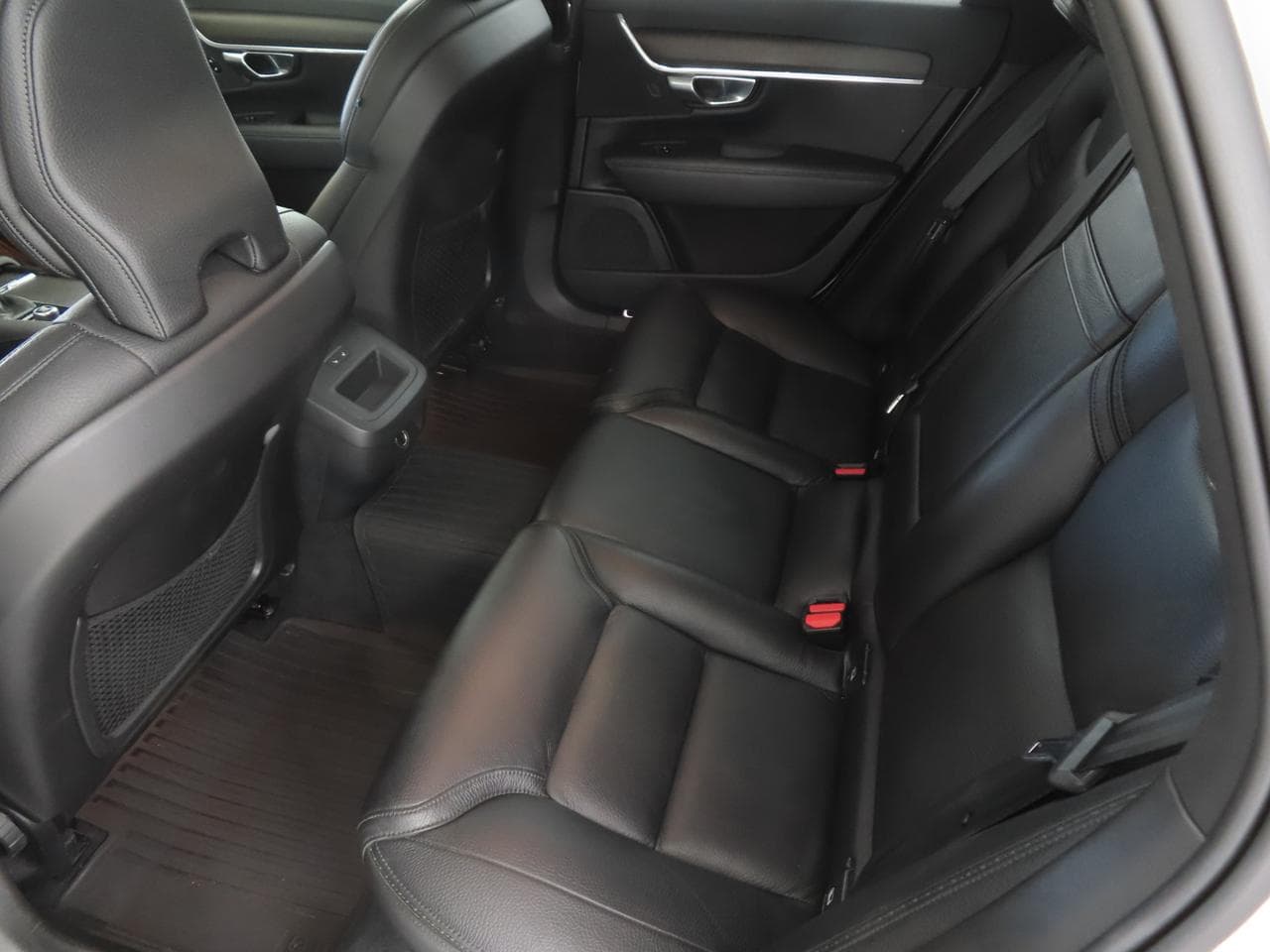 2018 Volvo V90 - 22