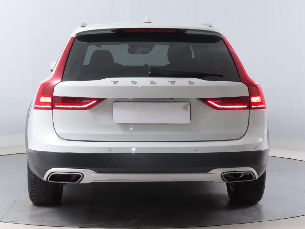 2018 Volvo V90 - 7