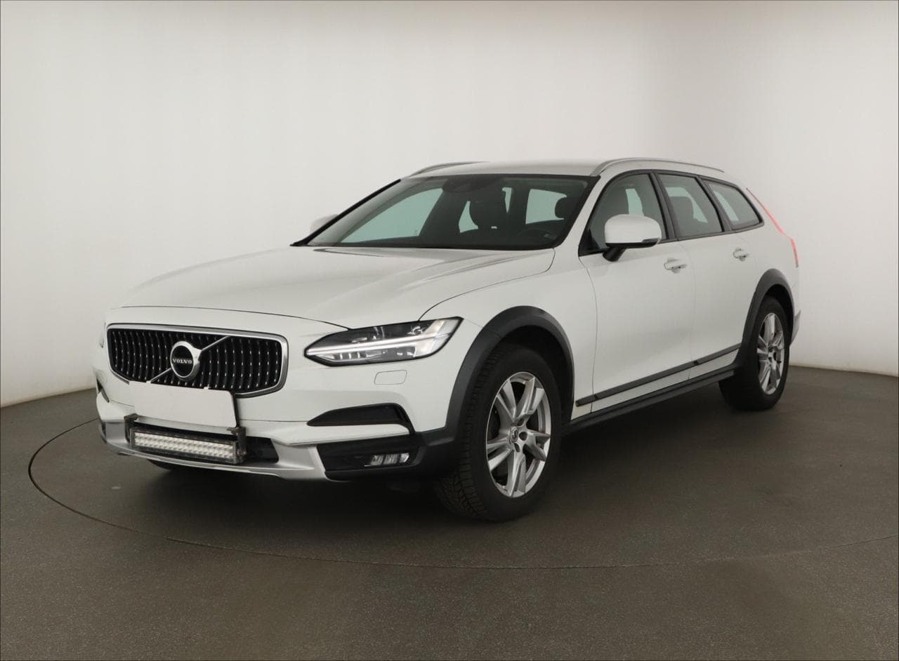 2019 Volvo V90 - 3