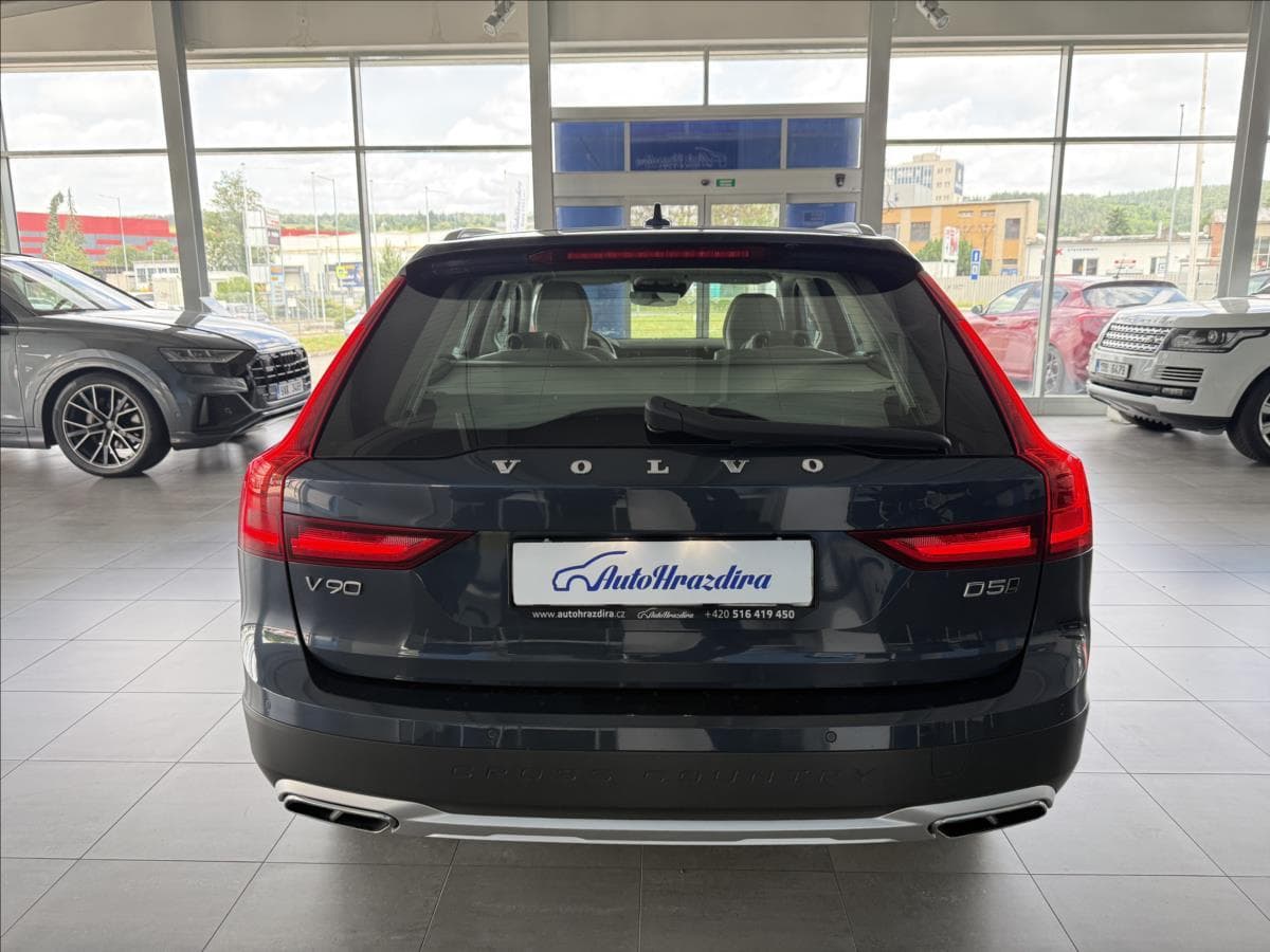 2019 Volvo V90 - 5