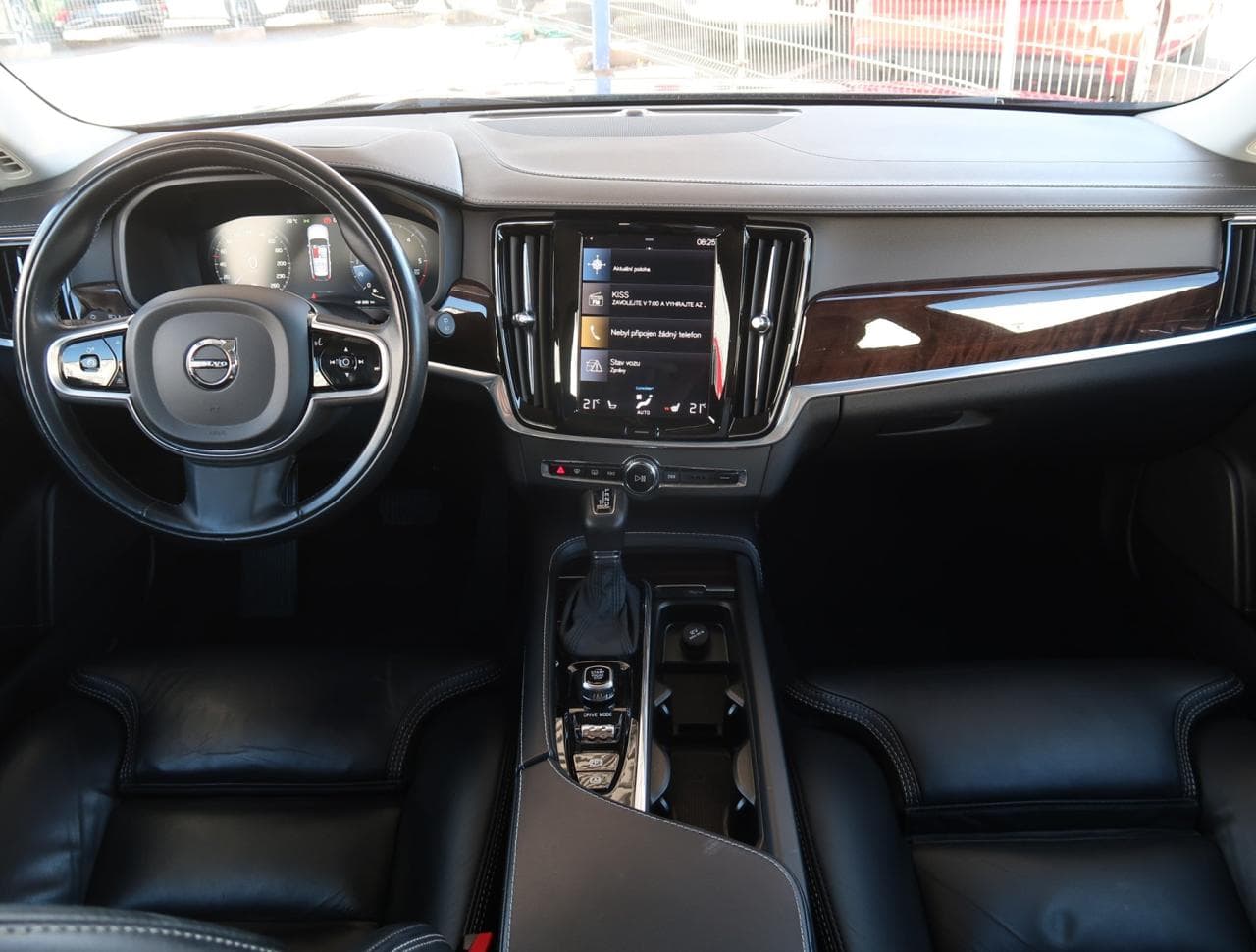 2019 Volvo V90 - 13