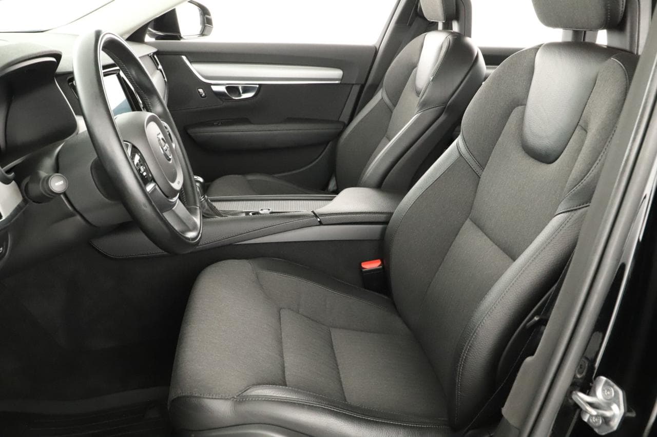 2018 Volvo V90 - 13